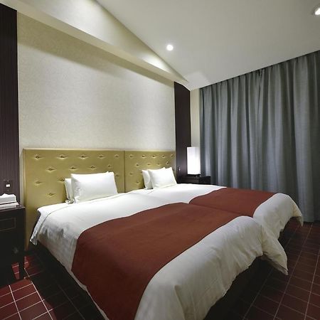 Hotel Exes Ishigaki à Ishigaki  Extérieur photo