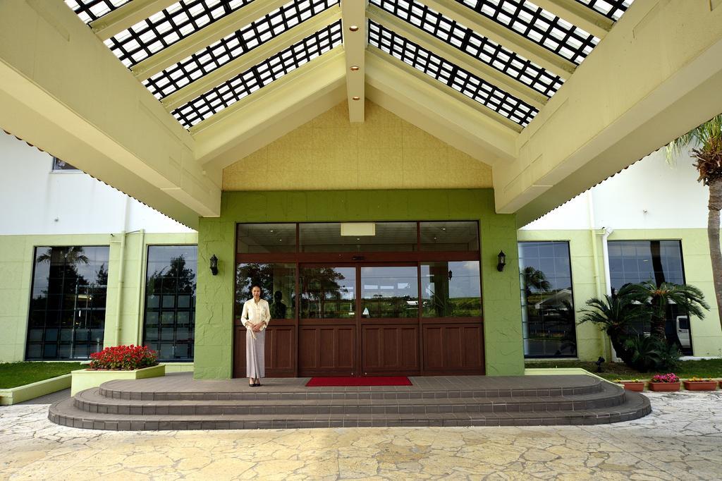 Hotel Exes Ishigaki à Ishigaki  Extérieur photo