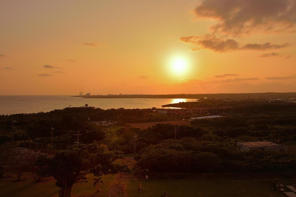 Hotel Exes Ishigaki à Ishigaki  Extérieur photo