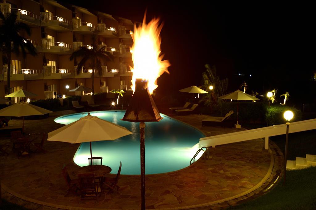 Hotel Exes Ishigaki à Ishigaki  Extérieur photo