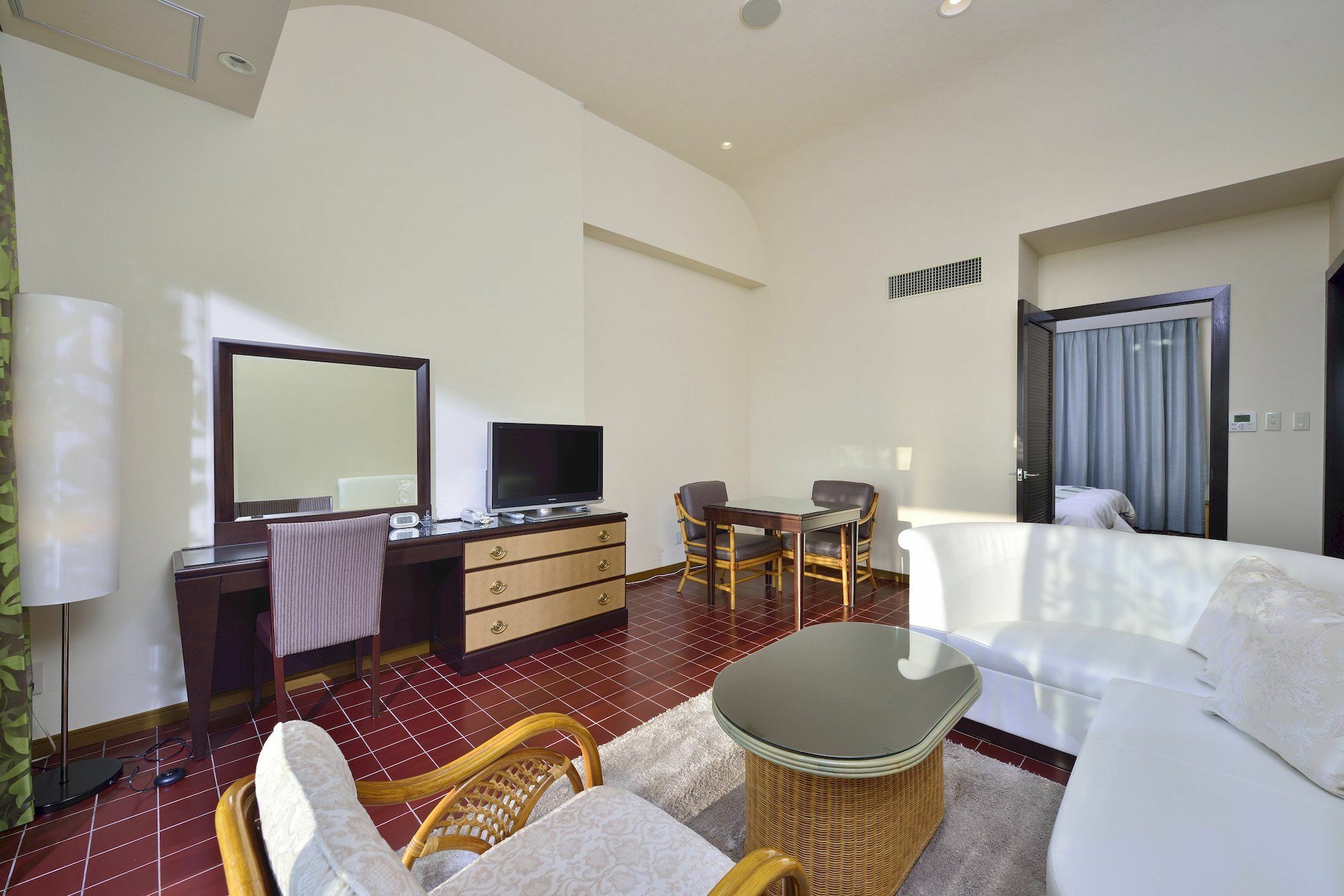 Hotel Exes Ishigaki à Ishigaki  Extérieur photo